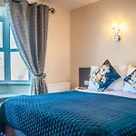 Arnolds Hotell 3*