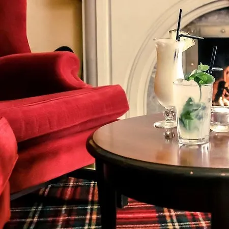 Arnolds & Riding Stables Hotel 3*