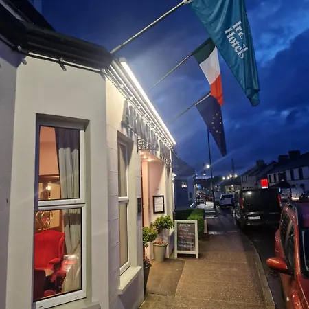 Hotel Arnolds & Riding Stables 3*