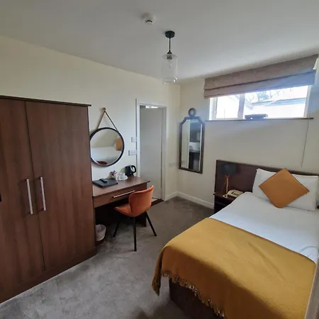 Hotel Arnolds & Riding Stables