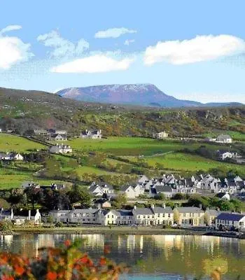 Hotel Arnolds & Riding Stables 3*