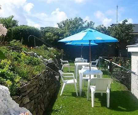 Hotel Arnolds & Riding Stables 3*